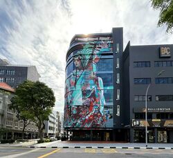 Le Hotel (D1), Retail #593646421